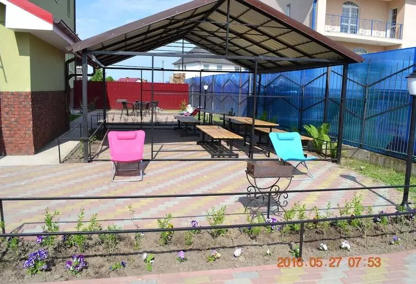 ペンション Guest House Na Lugu