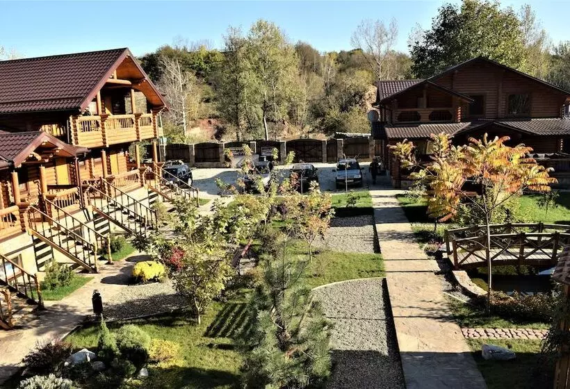 Majatalo Ryabinovie Busy Guest House