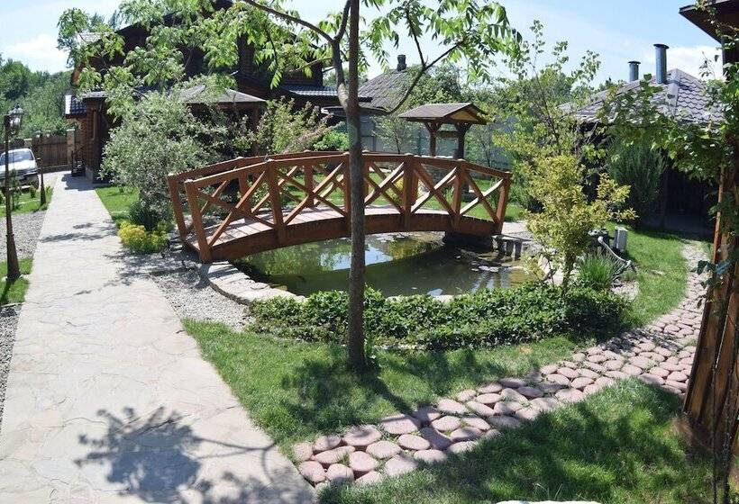 ペンション Ryabinovie Busy Guest House