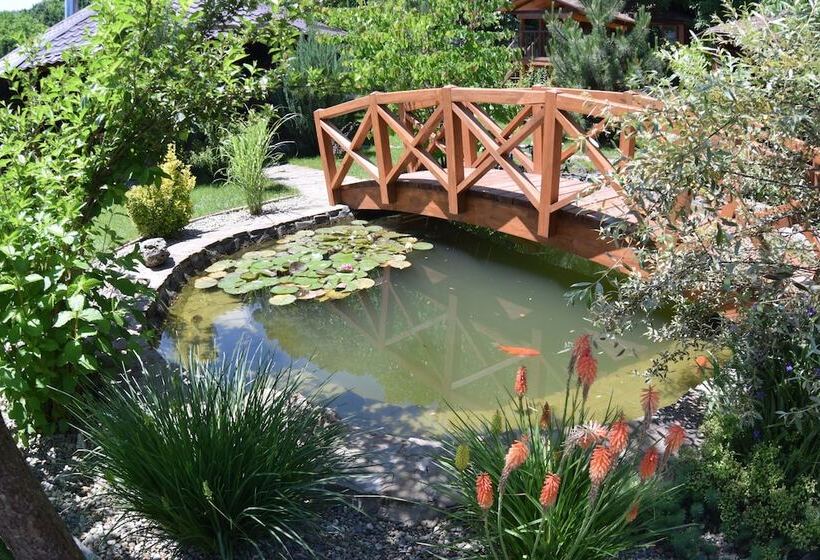 ペンション Ryabinovie Busy Guest House