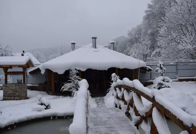 Majatalo Ryabinovie Busy Guest House