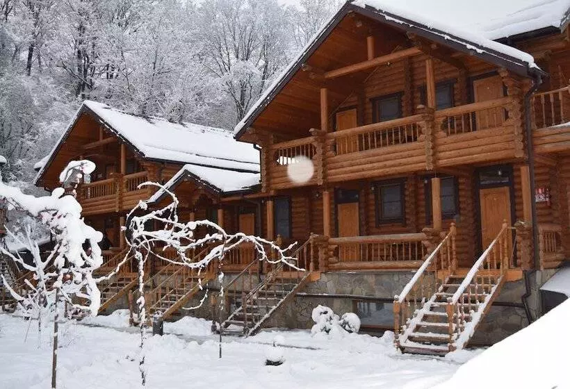 Majatalo Ryabinovie Busy Guest House