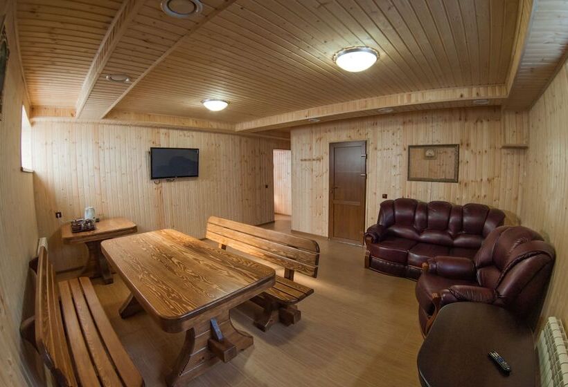 ペンション Ryabinovie Busy Guest House