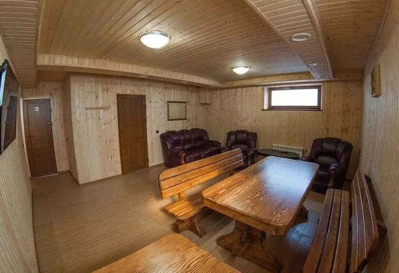 Majatalo Ryabinovie Busy Guest House