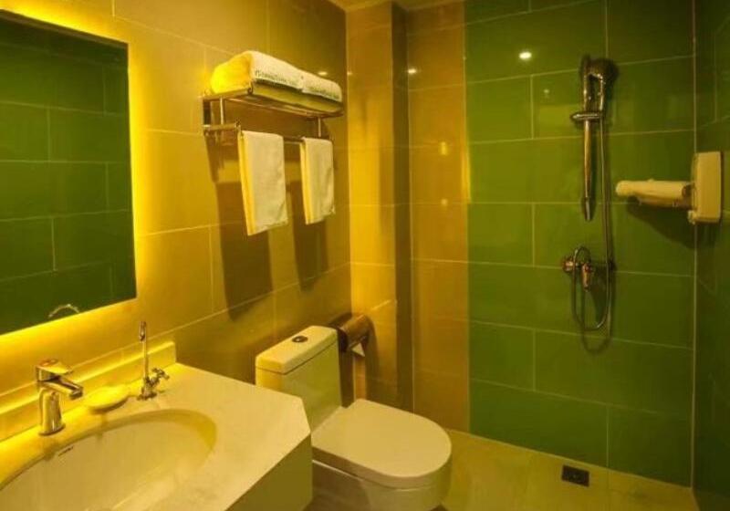 Отель Greentree Inn Yiyang City Anhua County Anhua Grand Theatre Express