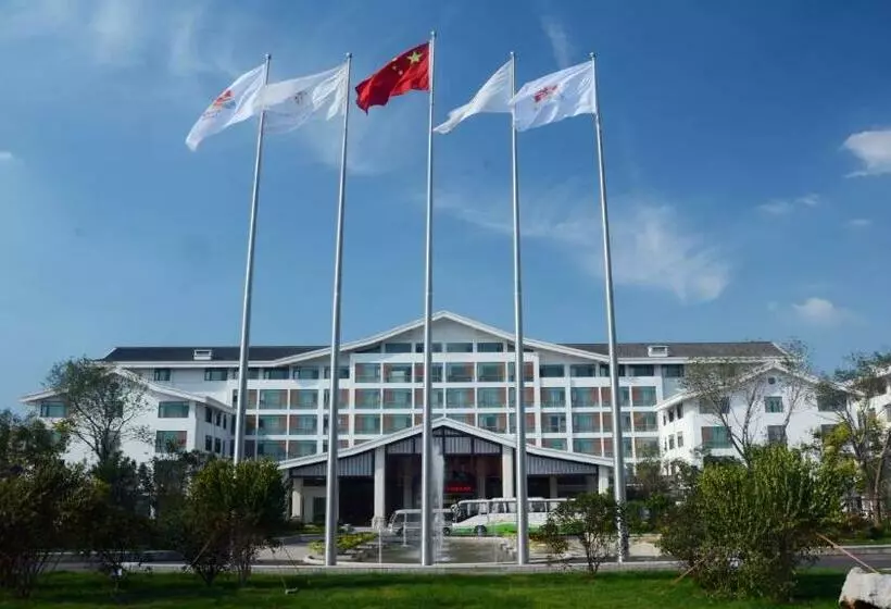 Hotelli Sunwu Hot Spring International