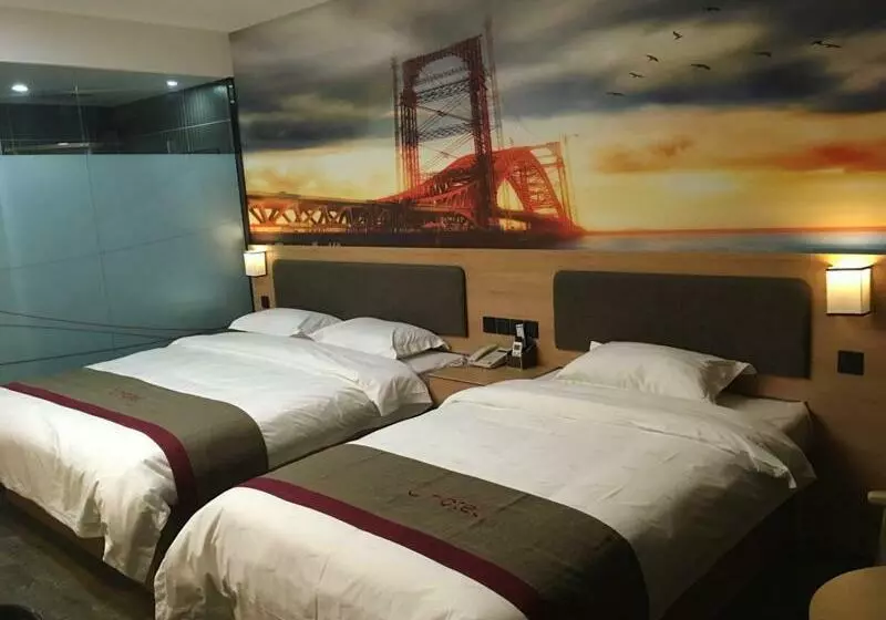 Thank Inn Plus Hotel Henan Sanmenxia Lingbao Changan Road