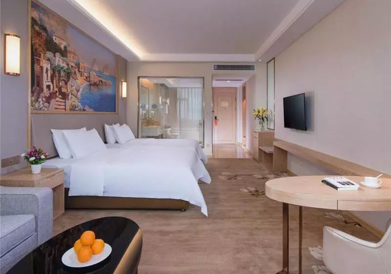 Hotelli Vienna International