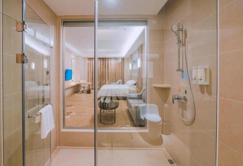 فندق Vienna International