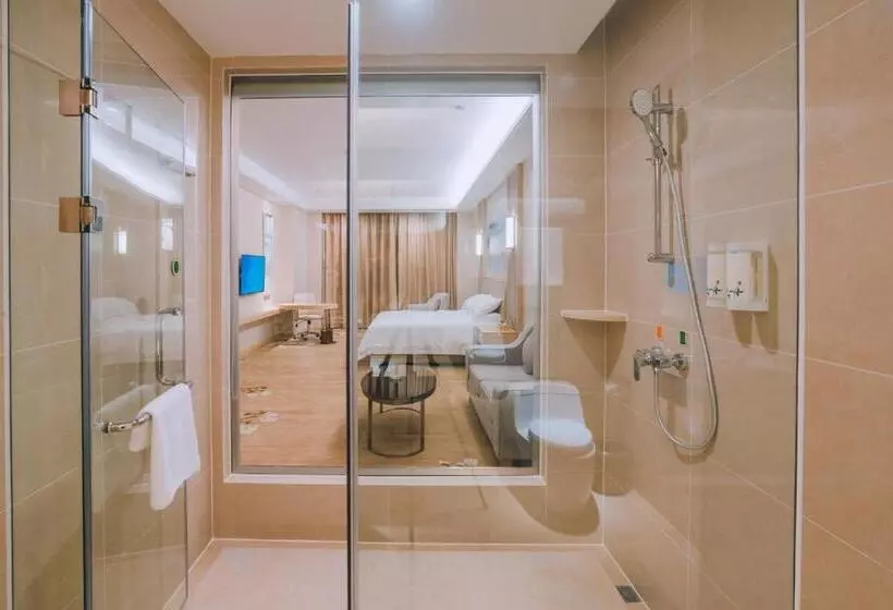 Hotelli Vienna International