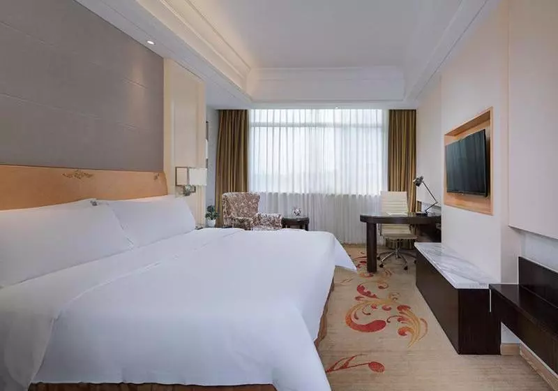 Vienna Hotel Jiangmen Heshan Huamao