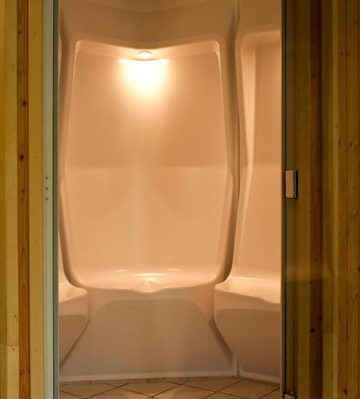 Отель Au Pont De Raffiny