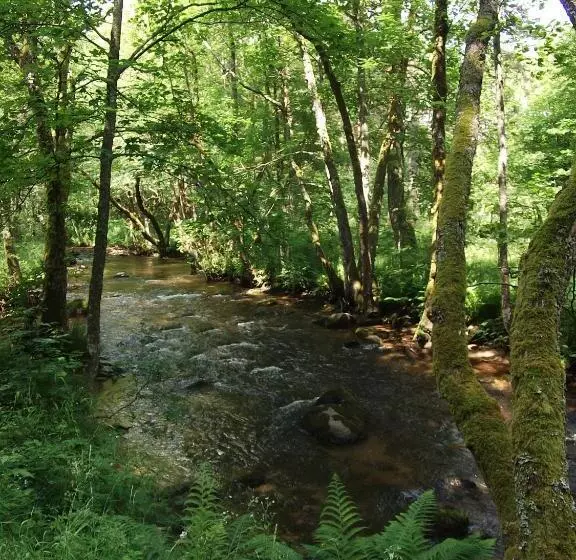 Hôtel Au Pont De Raffiny