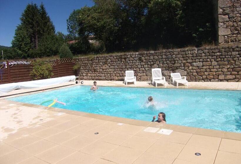 Отель Au Pont De Raffiny