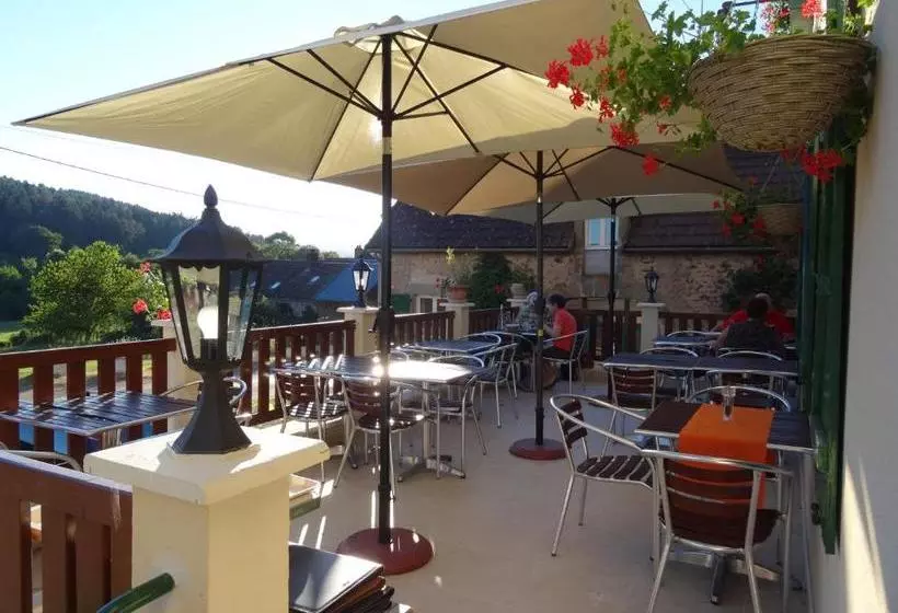 Hotelli Auberge De La Chaloire