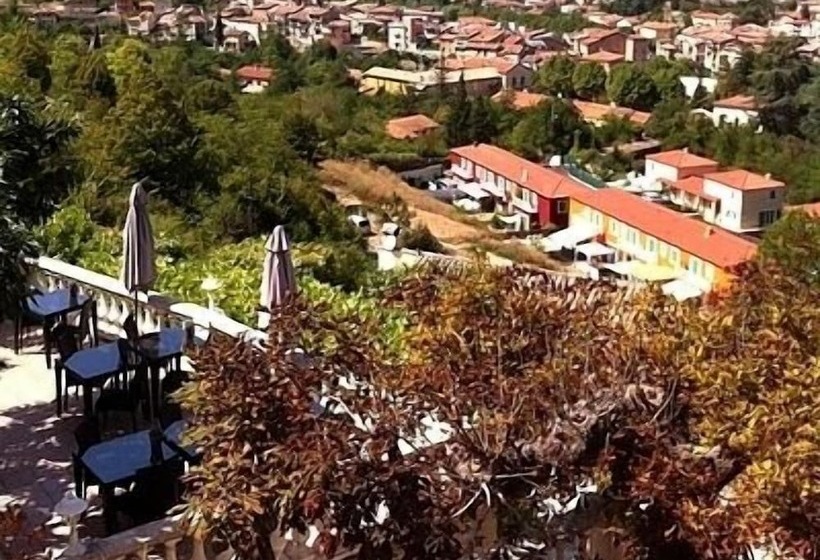 בית מלון כפרי Auberge Provencale