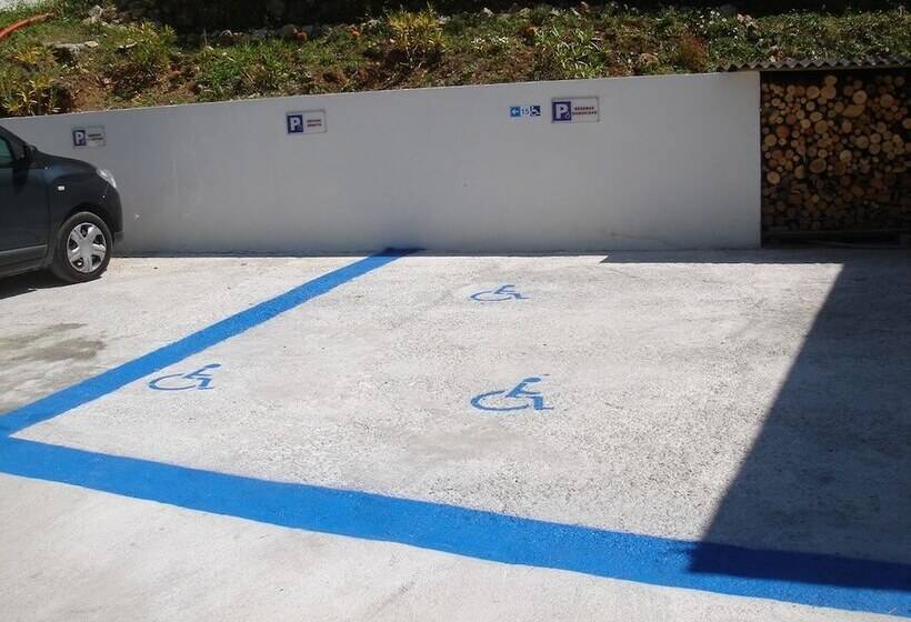 בית מלון כפרי Auberge Provencale