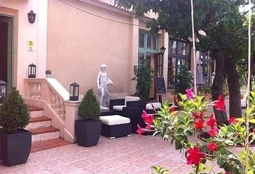 בית מלון כפרי Auberge Provencale