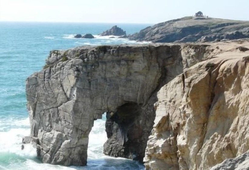 فندق De Bretagne