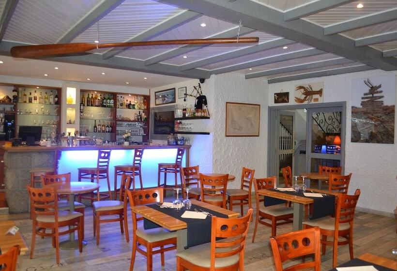 فندق De Bretagne