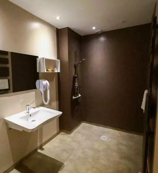 Отель Hostellerie Bellevue