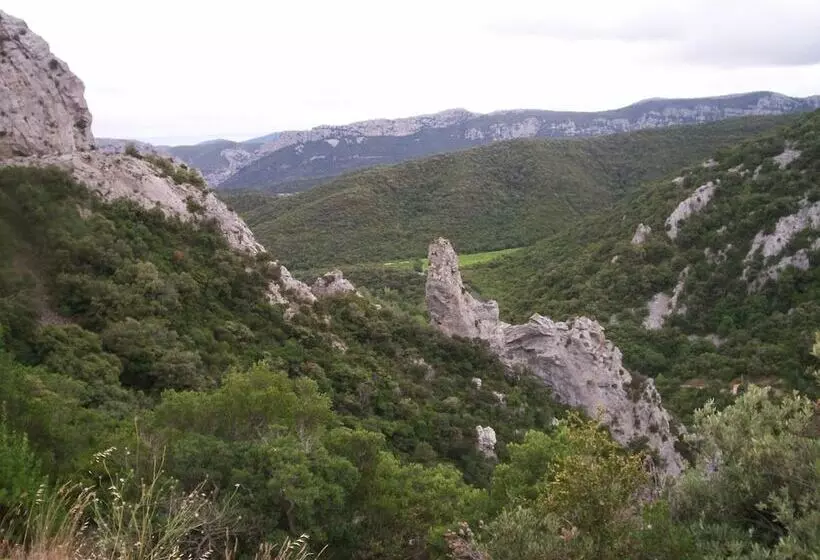 בית מלון כפרי Hôtel Le Châtelet Logis