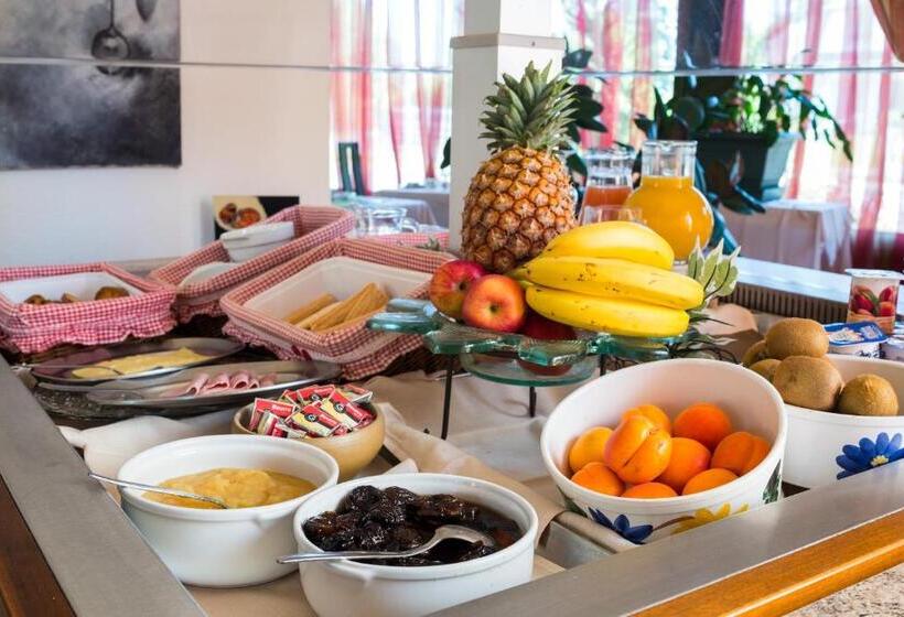 فندق Hôtel Morris