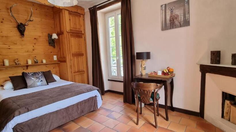 ホテル La Bonne Auberge