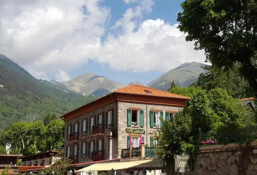 Отель La Bonne Auberge