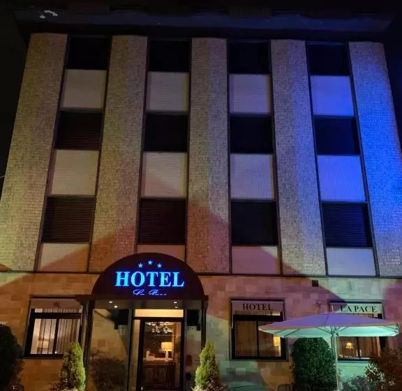 ホテル La Pace