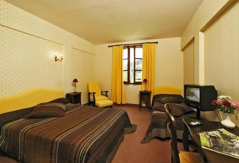 Отель Le Perigord