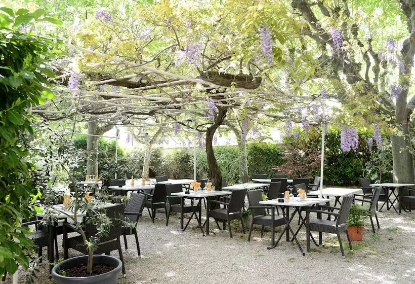 ホテル Le Terminus