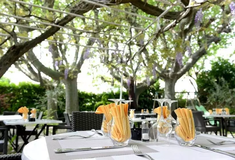 ホテル Le Terminus