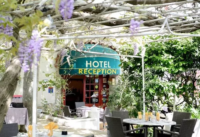 ホテル Le Terminus