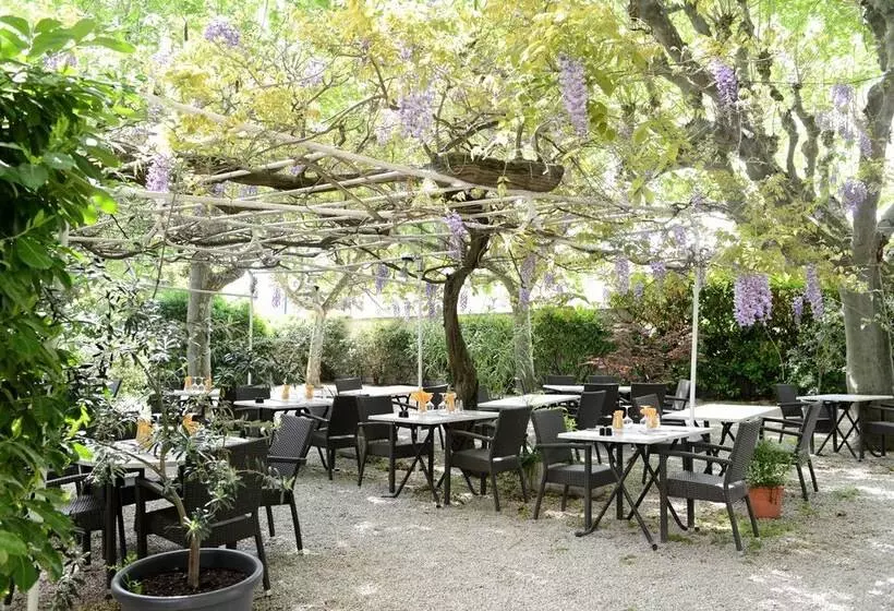 ホテル Le Terminus