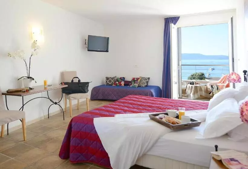 בית מלון כפרי Les Eucalyptus