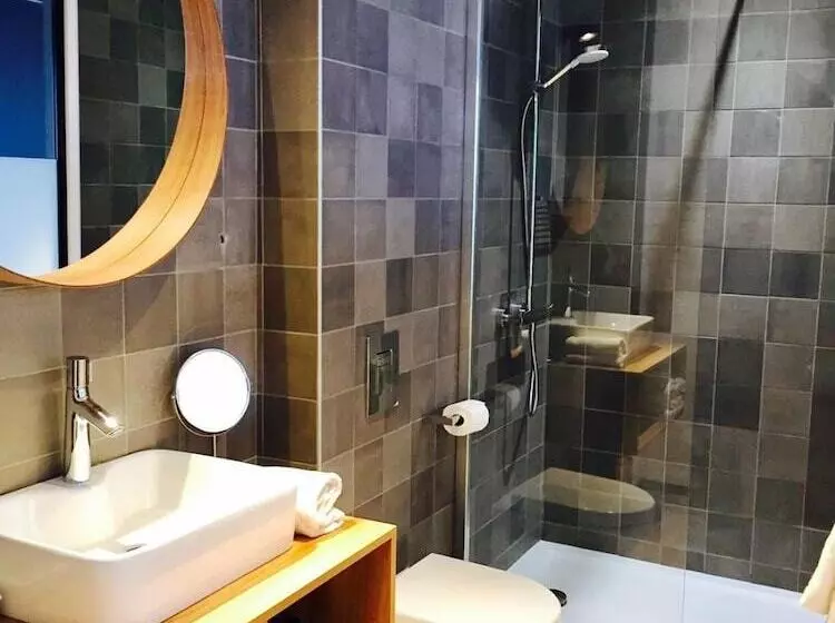 Отель Des Voyageurs