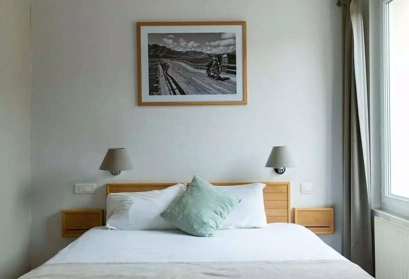 Отель Des Voyageurs