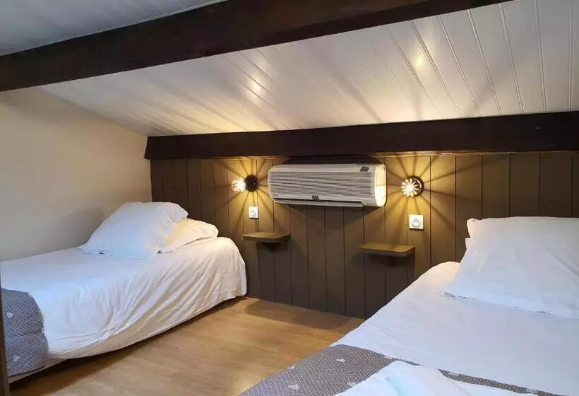 Отель Logis Hôtel Restaurant L Escarbille