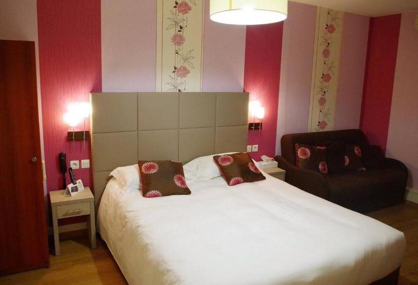 هتل Logis Hôtel Les Platanes