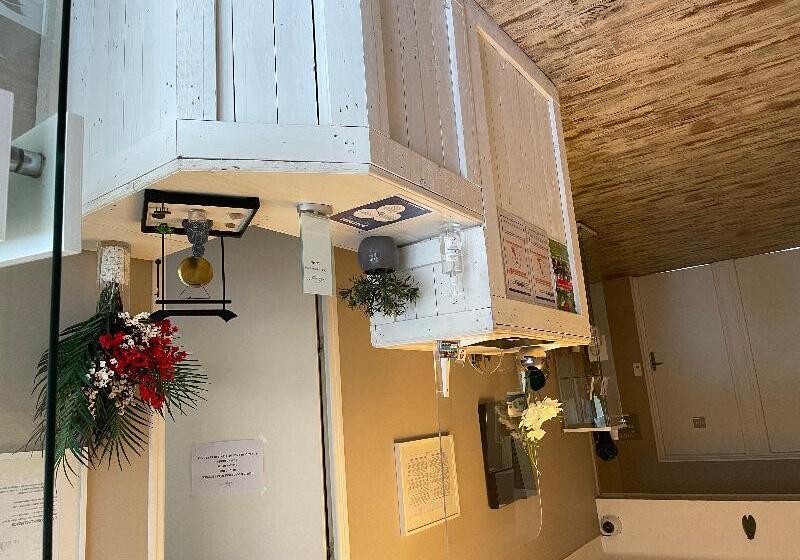 فندق Logis Hôtel Le Clement V