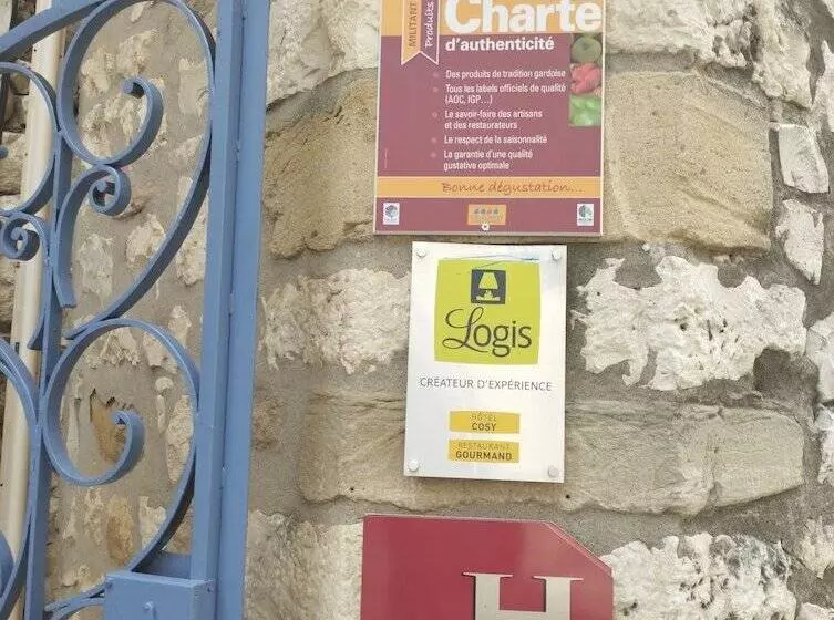 Logis Hotel Restaurant L Esquielle