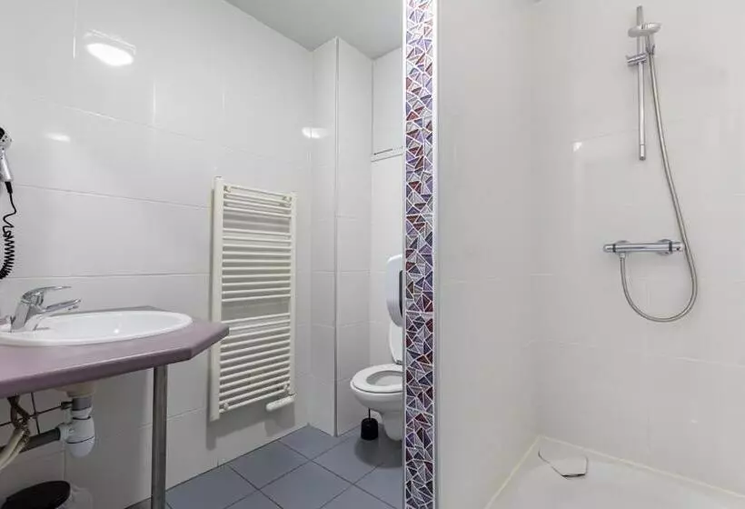 בית מלון כפרי Mendy