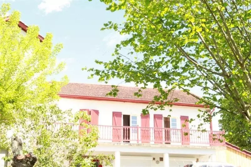 בית מלון כפרי Mendy