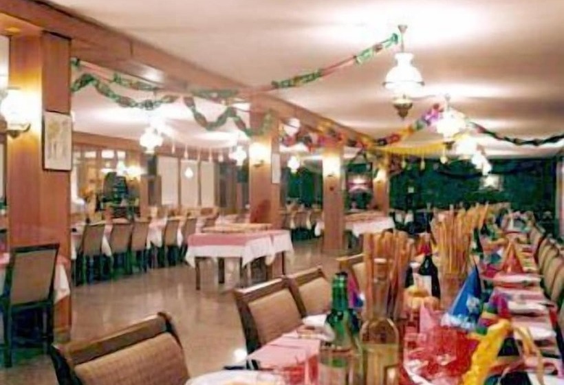 هتل Savoia Debili