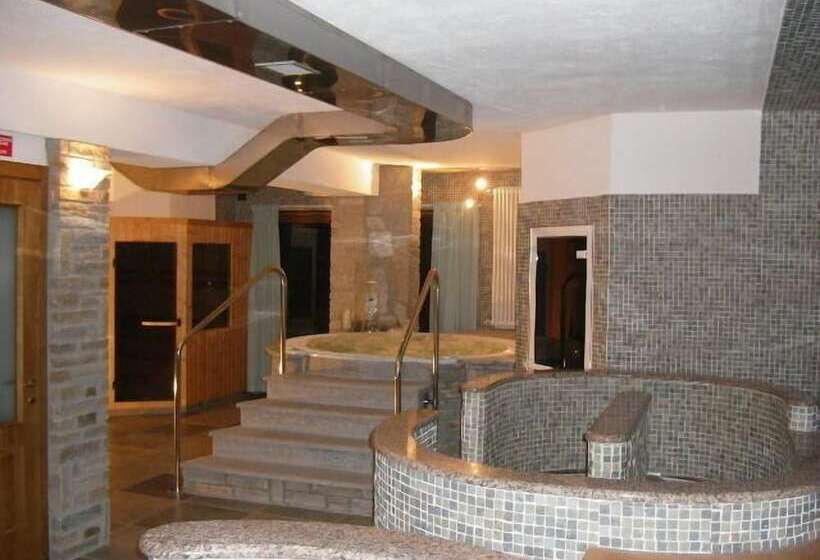 هتل Savoia Debili