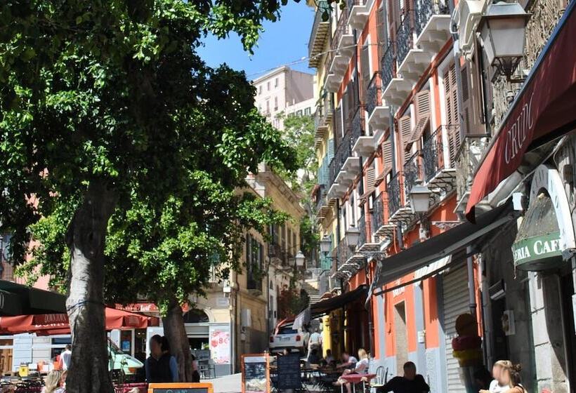 צימר Centro Storico Via Sassari Accommodation