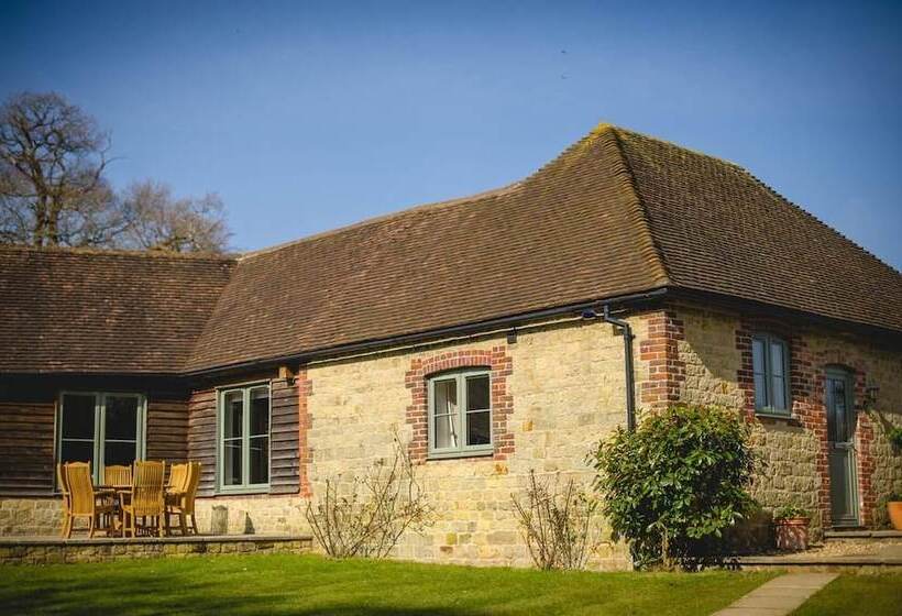 Benbow Holiday Cottages
