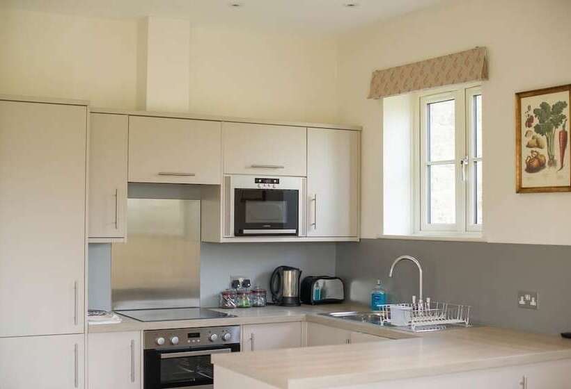 Benbow Holiday Cottages