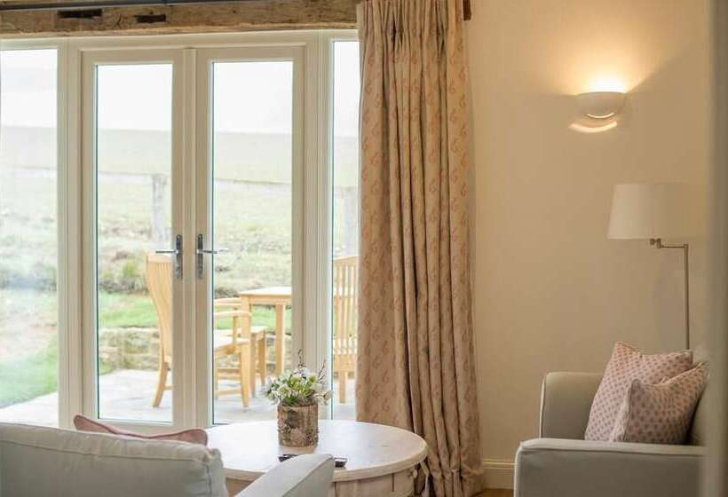 Benbow Holiday Cottages